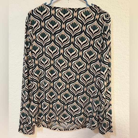 Ann Taylor Factory Black/Green/Cream Patterned Blouse - Picture 2 of 4
